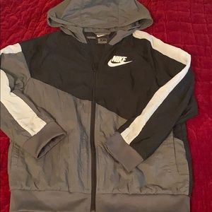 Nike kids windbreaker